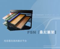 展示器材
